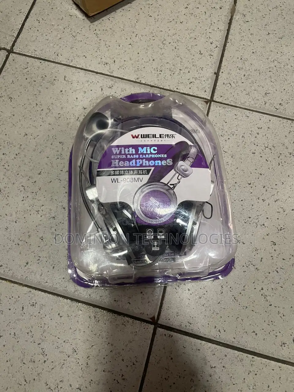 Headset With Noise Cancellation Mic