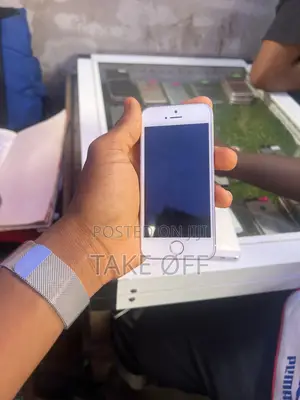 Apple iPhone 5s 32 GB Gold