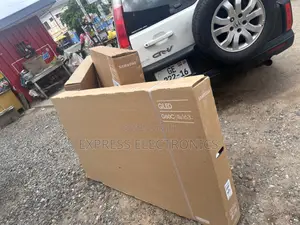 Clear Screen Qled Samsung 65”Q60c