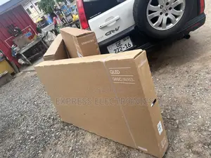 Clear Screen Qled Samsung 65”Q60c