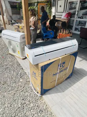 Innovative Mirror Designed Nasco 2.5HP R410a AC