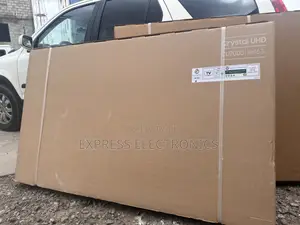UHD. Smart Samsung 65”Cu7000 Tv 