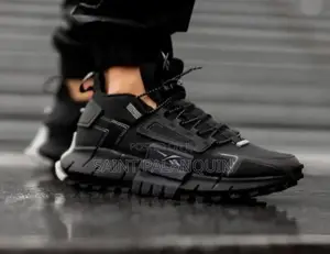 Reebok Zigzag