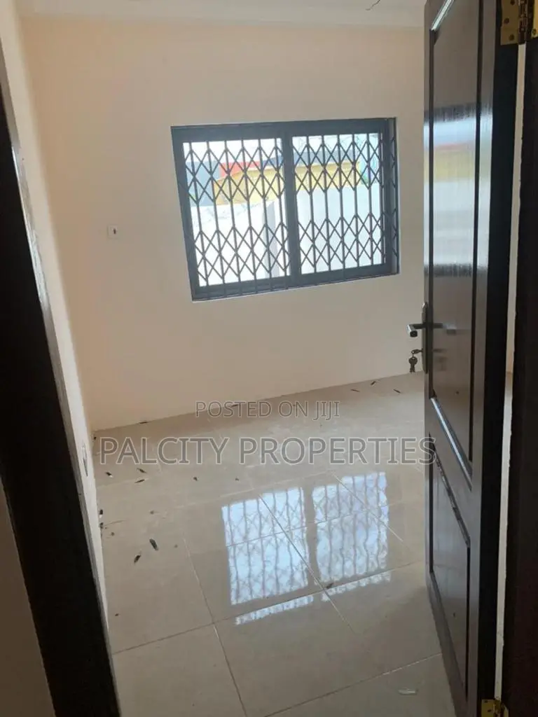 3bdrm House in Oyarifa, Accra Metropolitan for sale