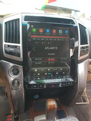 Toyota Landcruiser 2012 Tesla