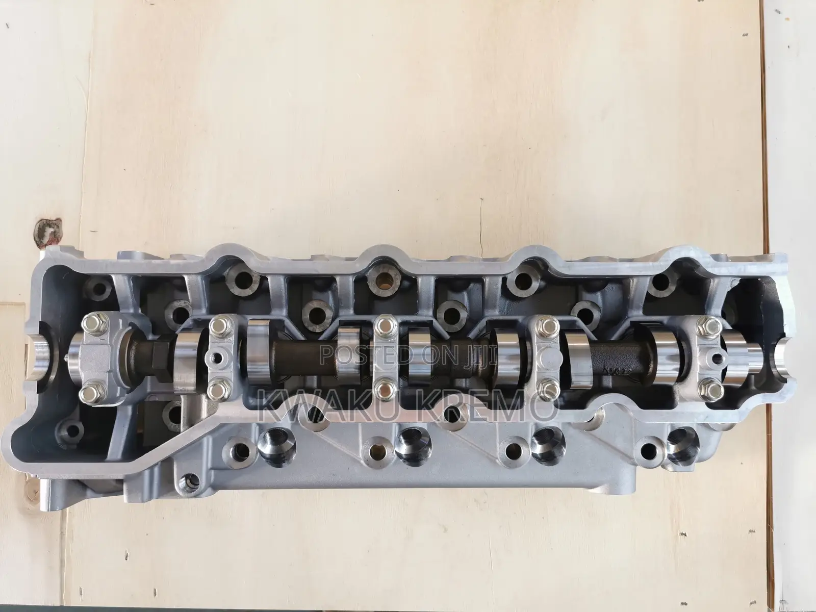 Cylinder Head and Crankshaft