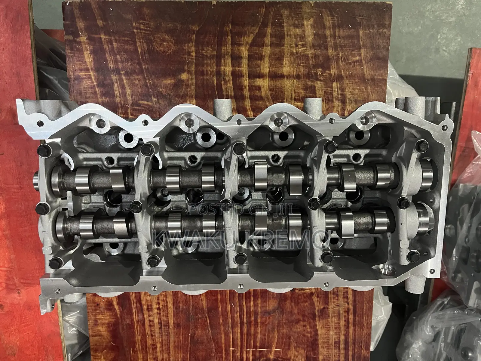 Cylinder Head and Crankshaft