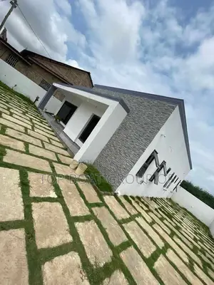 Furnished 3bdrm House in Top Boat Estate, Kumasi Metropolitan for sale