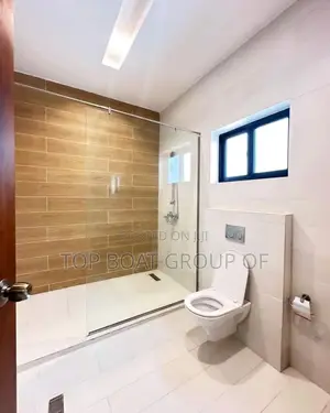 Furnished 4bdrm House in Top Boat Estate, Kumasi Metropolitan for sale