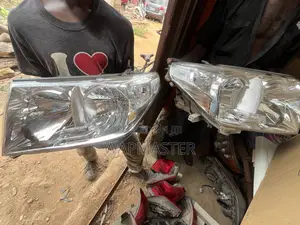 Toyota Landcruiser Headlights Left and Right
