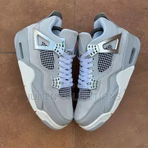 Jordan Retro 4