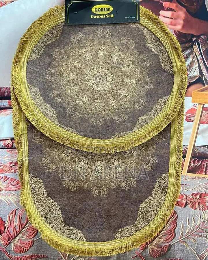 New in Store. 3pcs Bathroom Mat Set From Turkey .