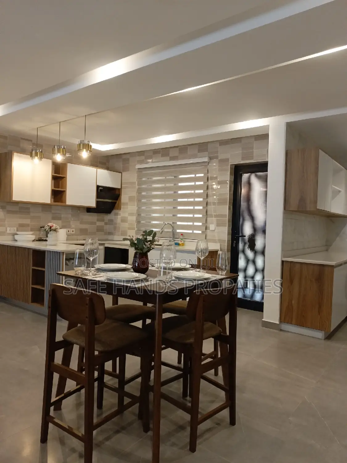 Furnished 4bdrm Apartment in 5Th Avenue Luxury, Ability for rent
