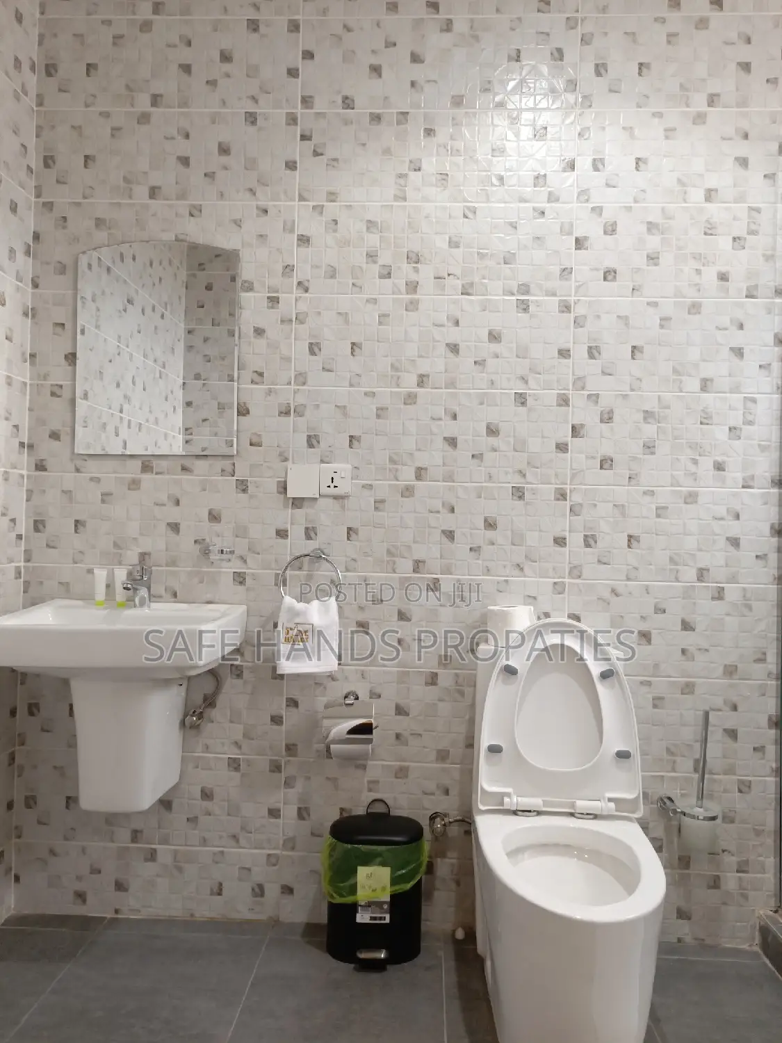 Furnished 4bdrm Apartment in 5Th Avenue Luxury, Ability for rent