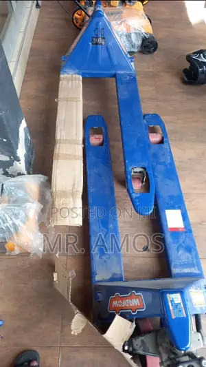 3 Ton Pallet Truck With 3000kg Max Load for Warehouses - Wnh1r30