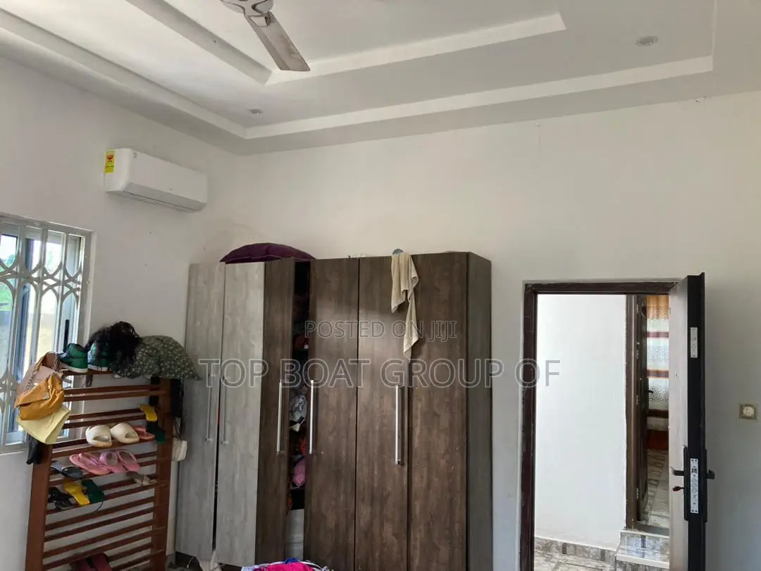 Furnished 4bdrm House in Top Boat Estate, Kumasi Metropolitan for sale