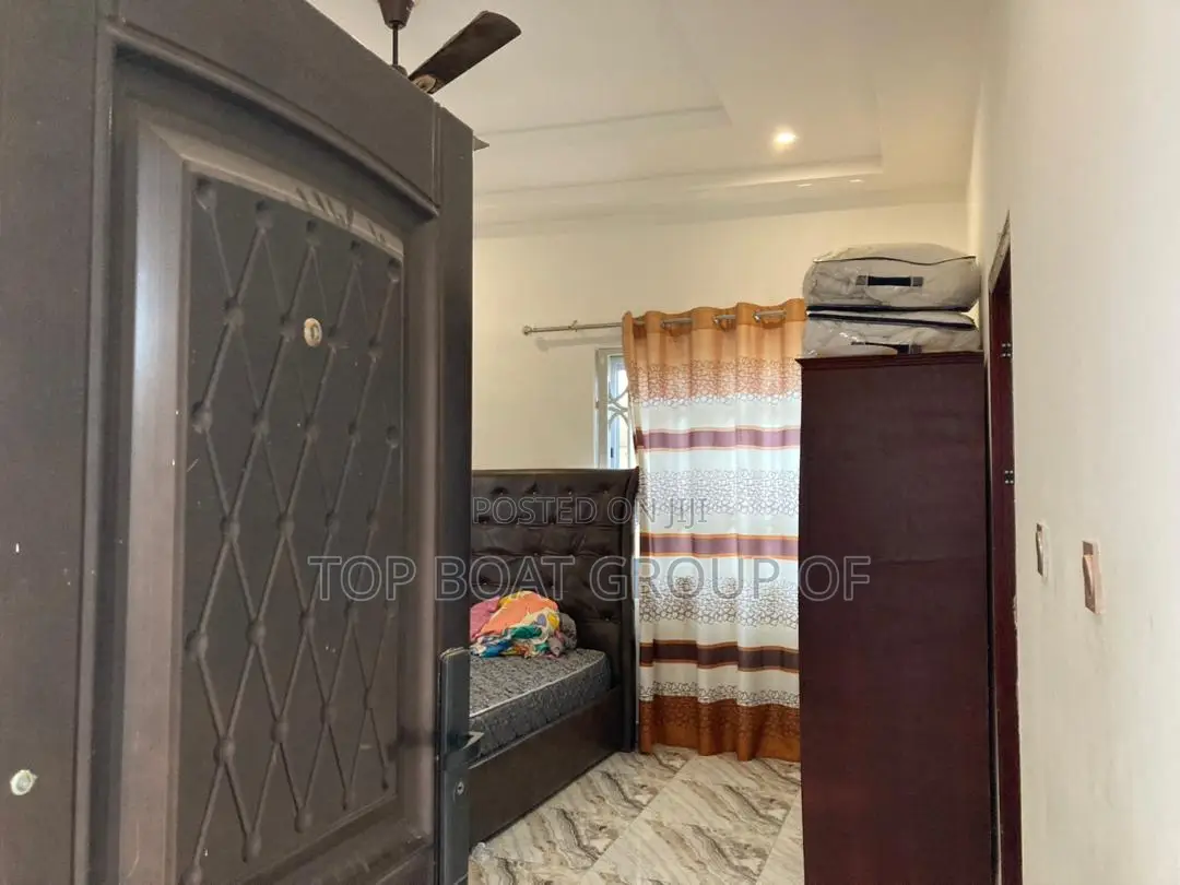 Furnished 4bdrm House in Top Boat Estate, Kumasi Metropolitan for sale
