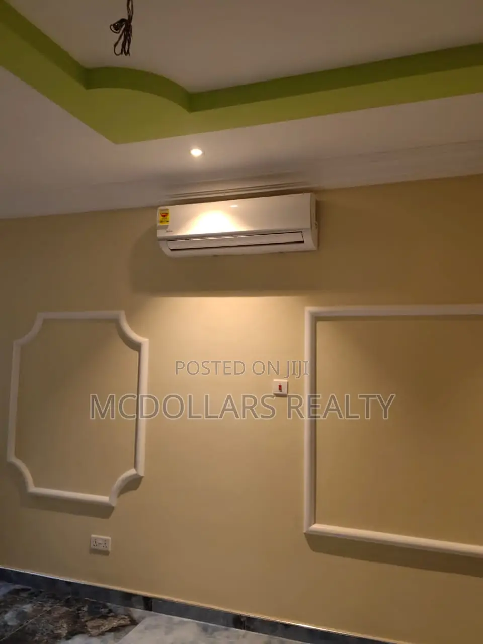 9bdrm House in Mcdollars Realty, Pokuase for sale