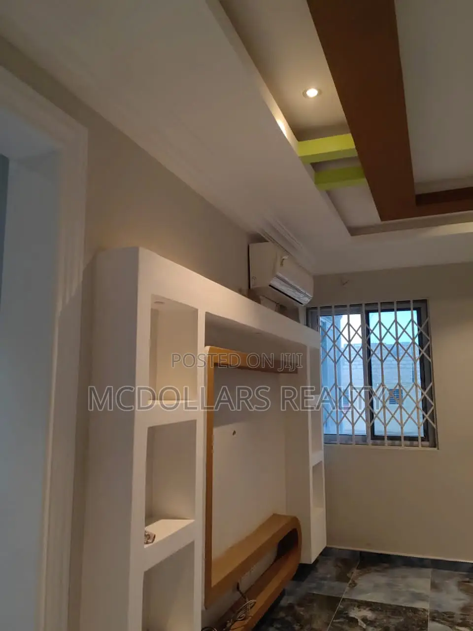 9bdrm House in Mcdollars Realty, Pokuase for sale