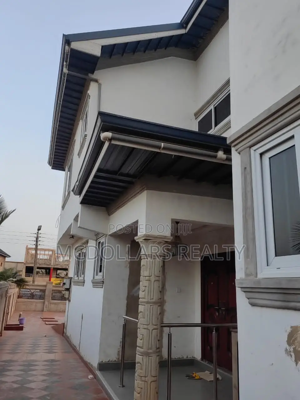 9bdrm House in Mcdollars Realty, Pokuase for sale