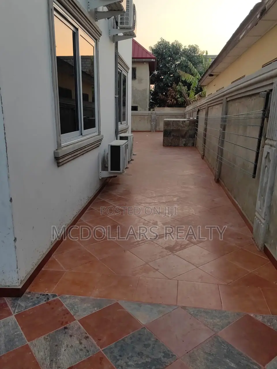 9bdrm House in Mcdollars Realty, Pokuase for sale