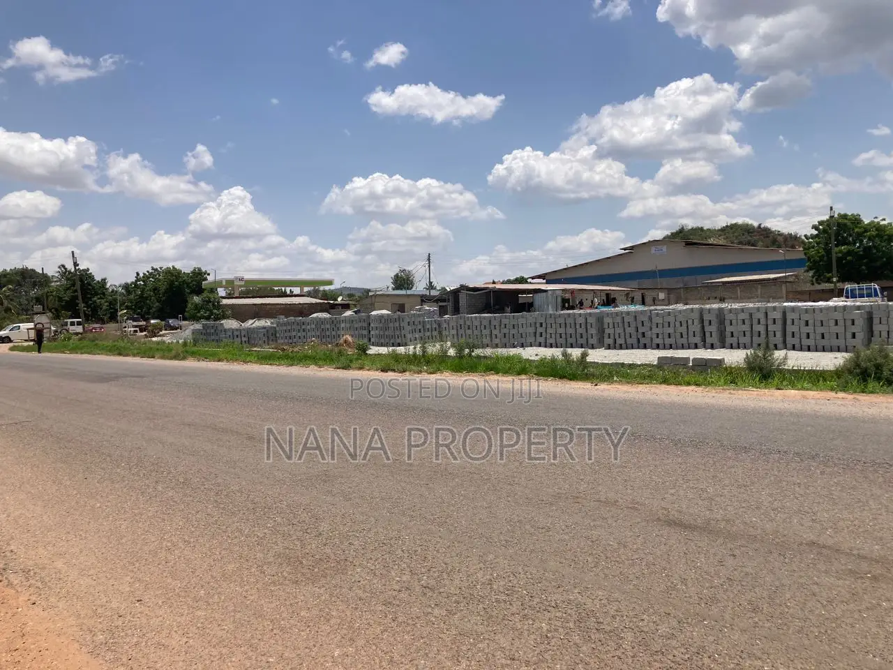 A Block Factory and 3plot of Land for Sale