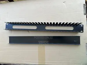 Cable Manager Metal 1u/19’’ With Cover