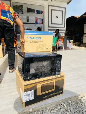 Reliable LG Electric Microwave Oven(MS2042DB 20L)Black.