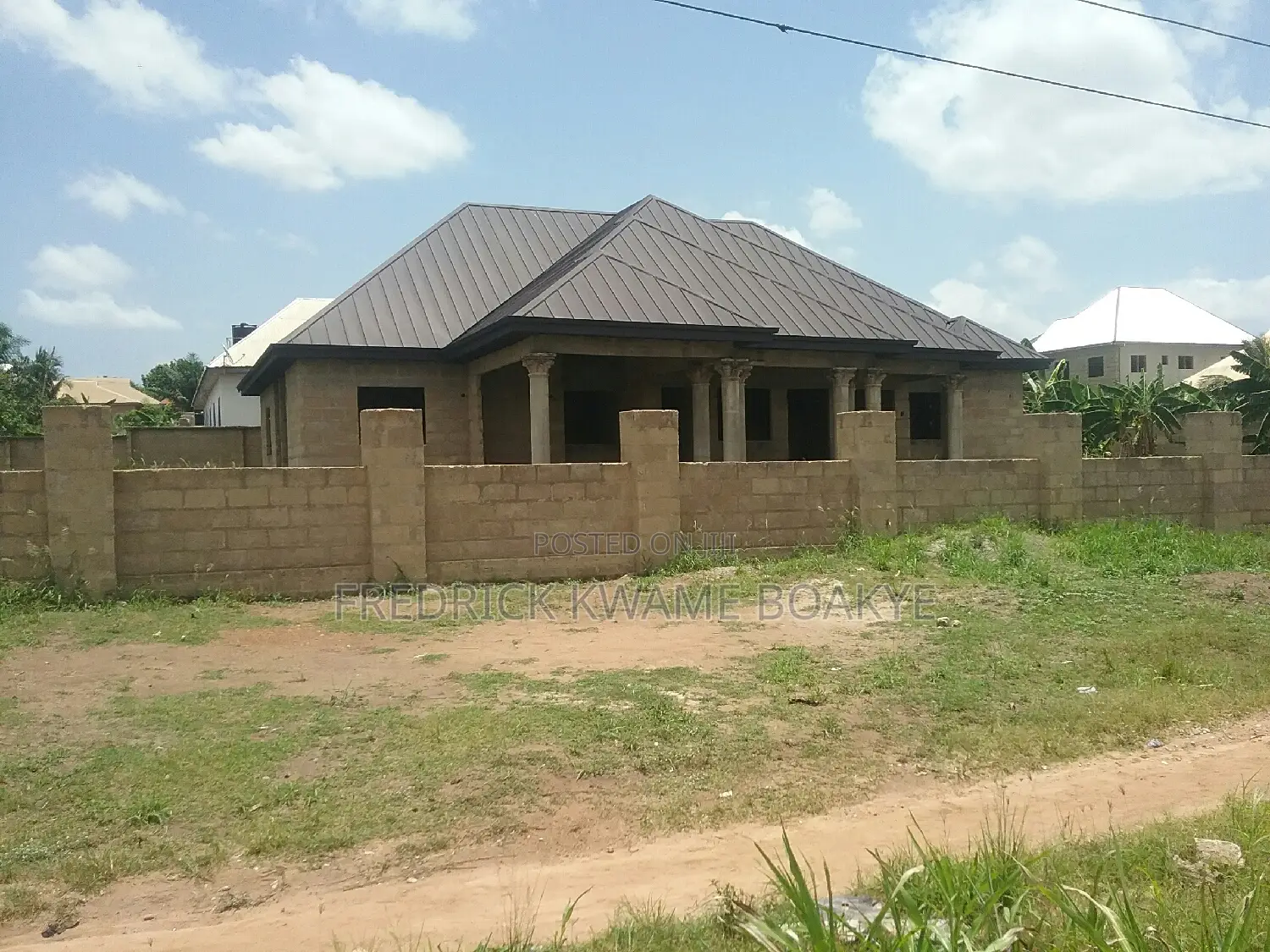 5bdrm House in Brother K Estate, Kumasi Metropolitan for sale