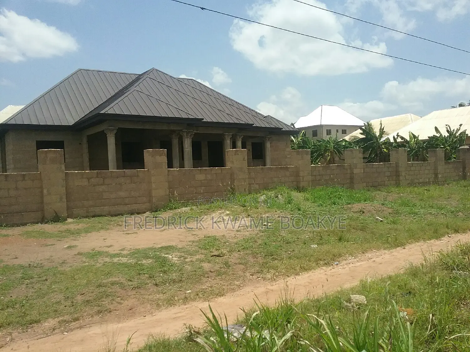 5bdrm House in Brother K Estate, Kumasi Metropolitan for sale