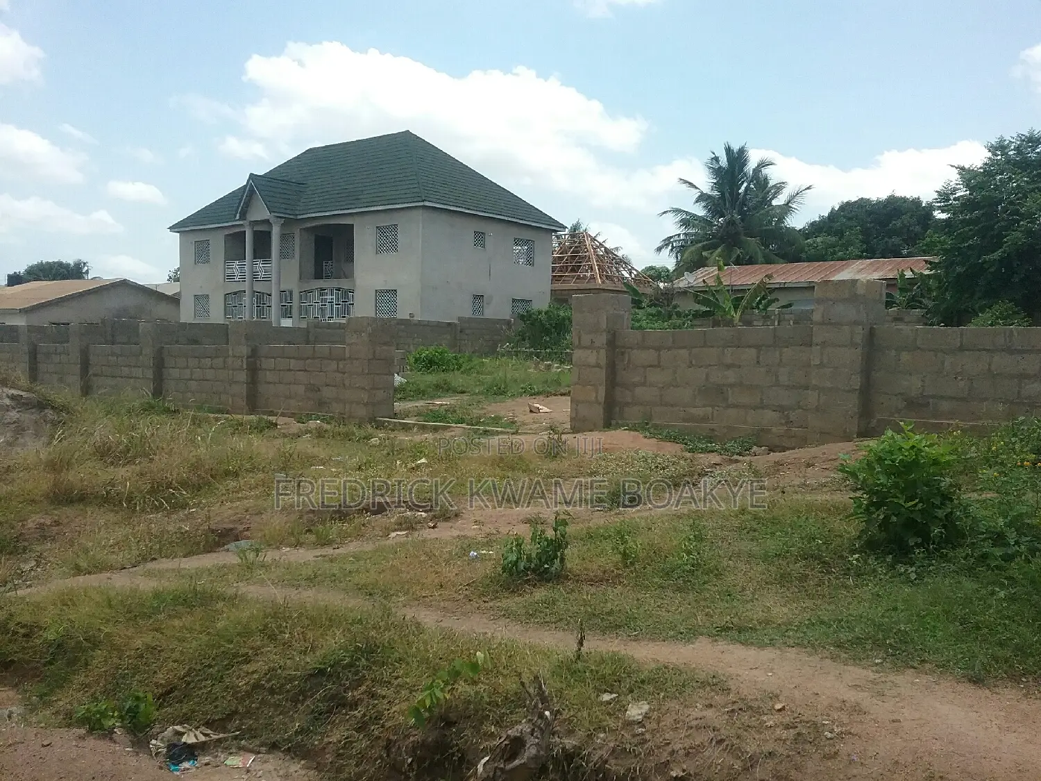 Plot of Land Fence and Gated for Sale at Agric Akyeremade