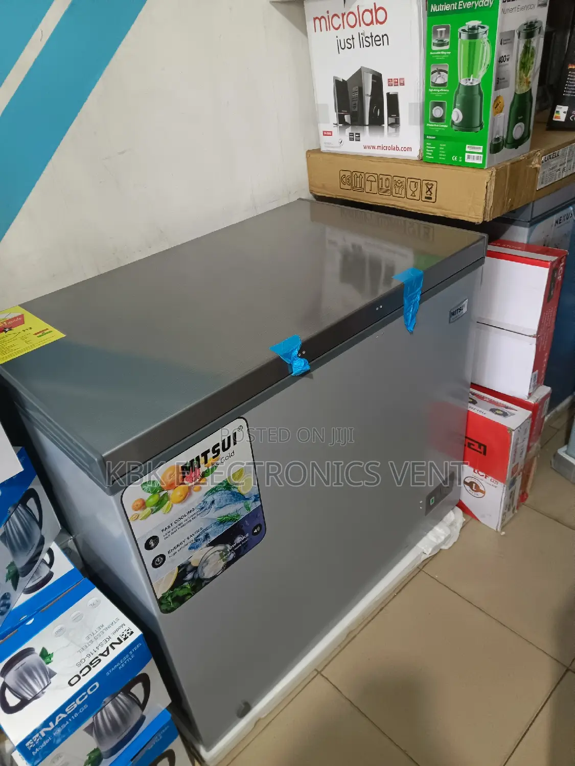 Mitsui 251liters Single Door Chest Freezer