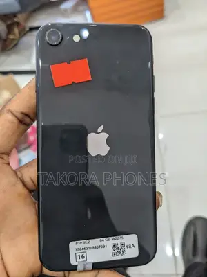 Apple iPhone SE (2020) 64 GB Black