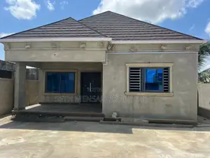 3bdrm House in Skm, Ablekuma for sale