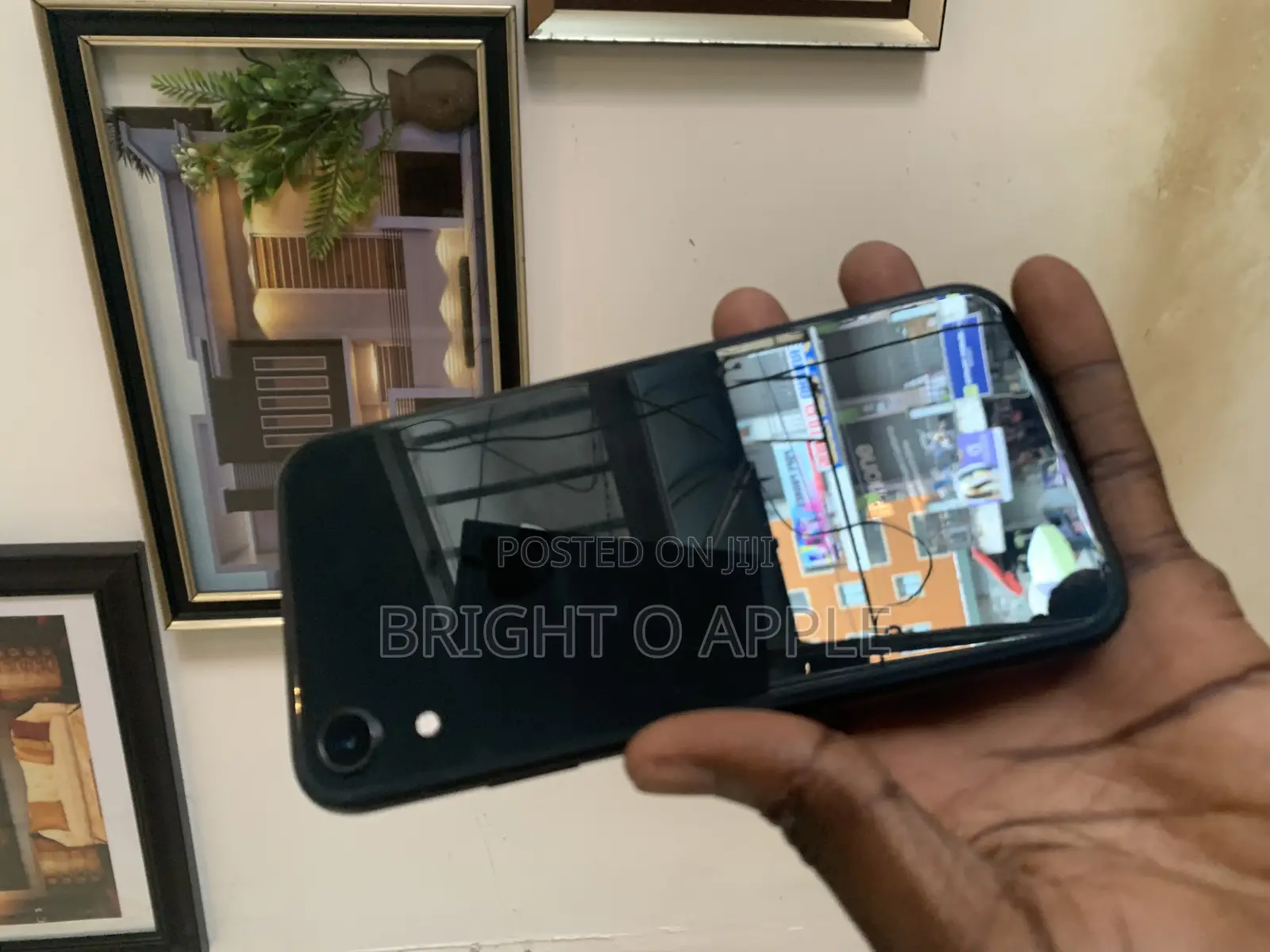 New Apple iPhone XR 128 GB Black