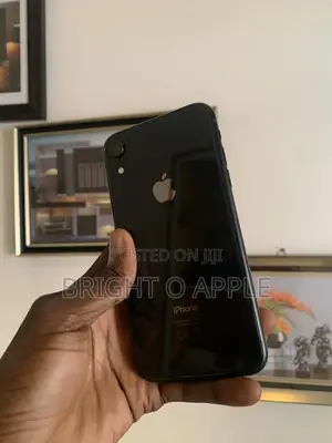 New Apple iPhone XR 128 GB Black