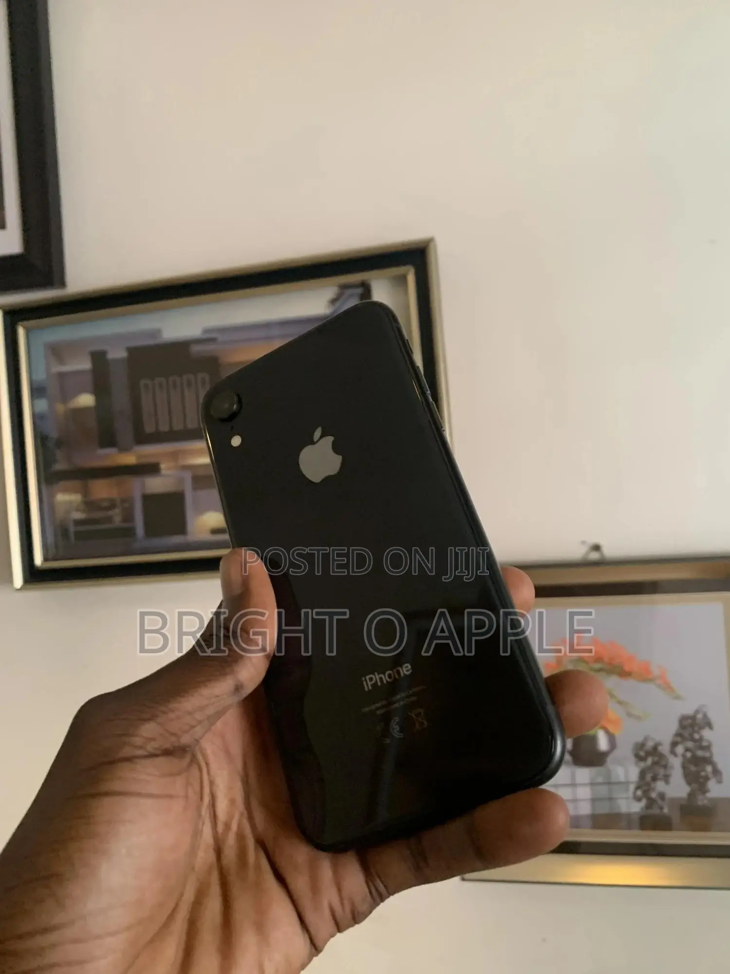 New Apple iPhone XR 128 GB Black