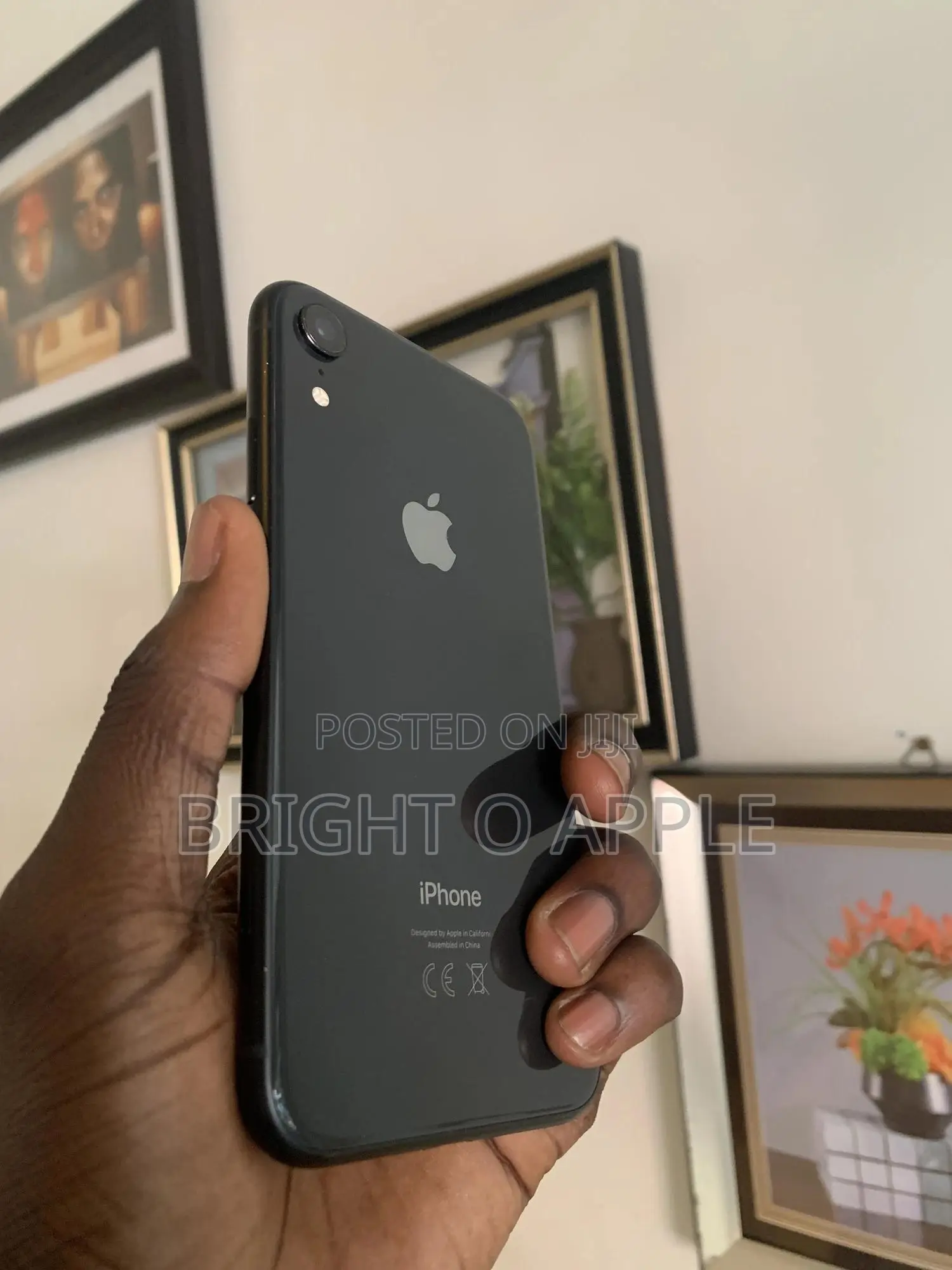 New Apple iPhone XR 128 GB Black