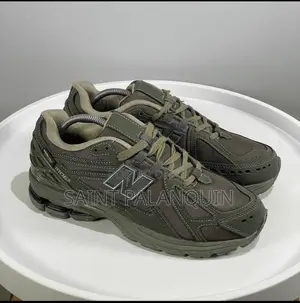 New Balance 1906