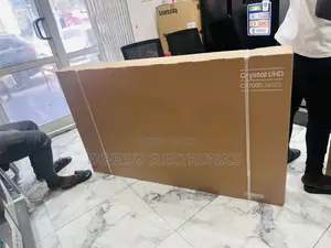 Clear UHD Smart Samsung 65”Cu7100
