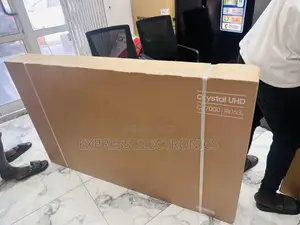 Very Cool Slim Samsung 65”Cu7000 Tv Uhd