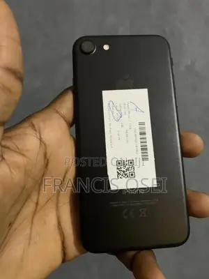 Apple iPhone 7 32 GB Black