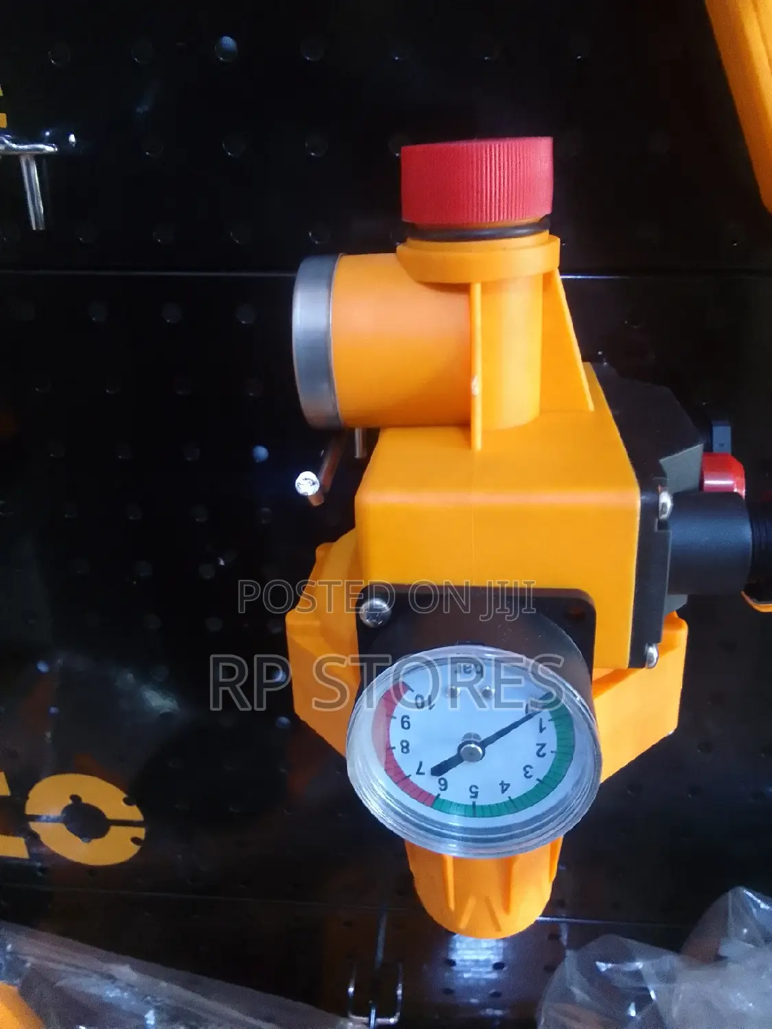 Automatic Switch With Gauge