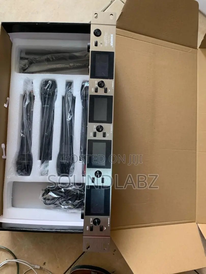 Shure Mx7070 4in1 Digital Wireless Microphone
