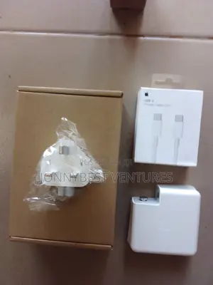 Brand New Macbook Type-C 61W Laptop Chargers