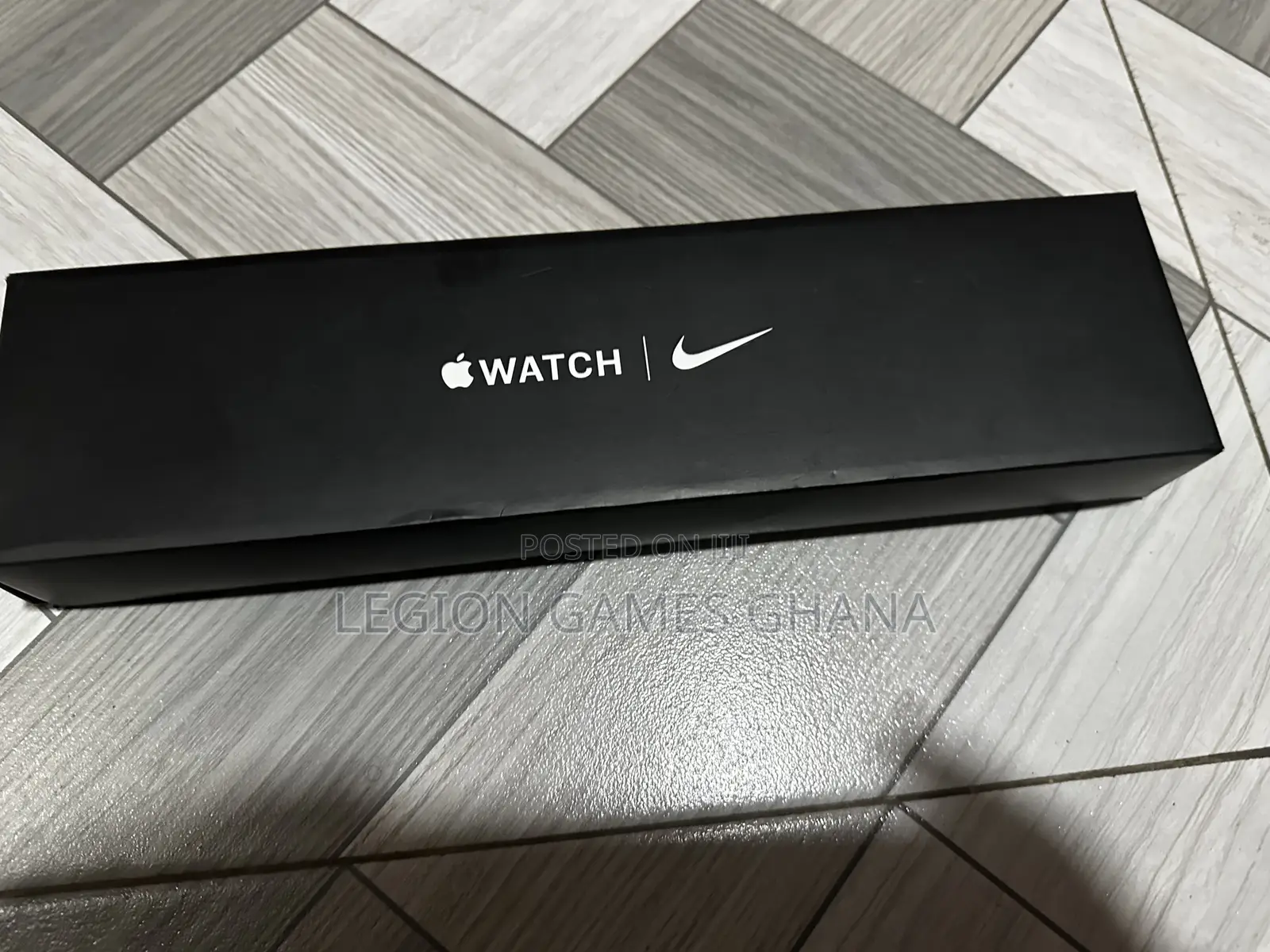 Apple Watch Series 7 Nike Edition