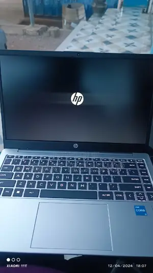 New Laptop HP 250 G10 8GB Intel Core I3 SSD 512GB