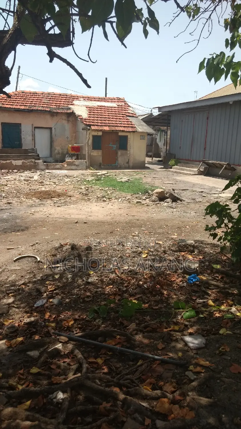 A Genuine 1 Plot of Land for Sale at Osu 
Size: 70*100