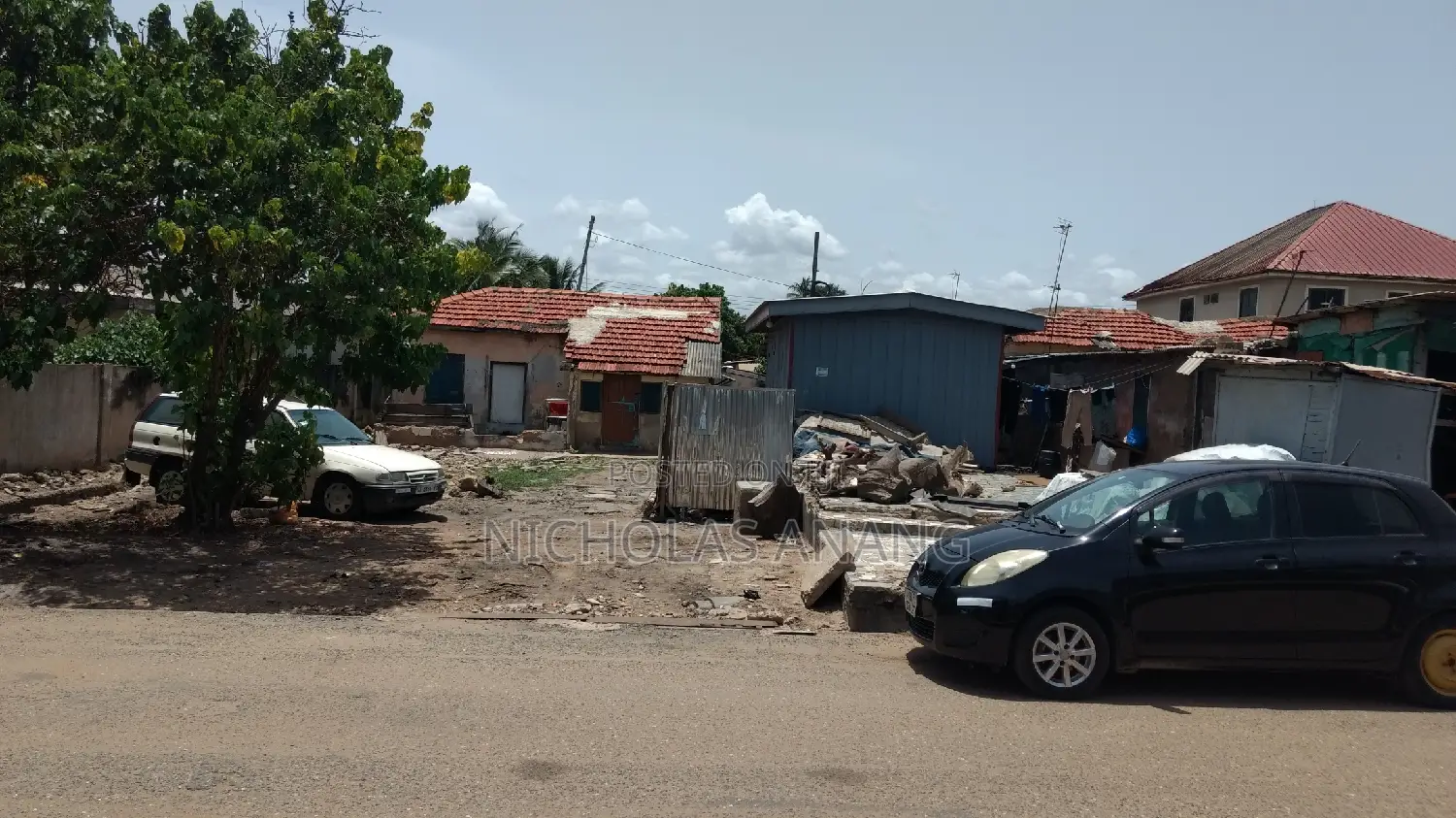 A Genuine 1 Plot of Land for Sale at Osu 
Size: 70*100