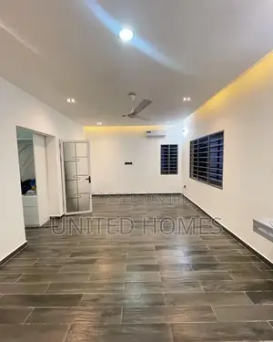 4bdrm House in Adenta for sale